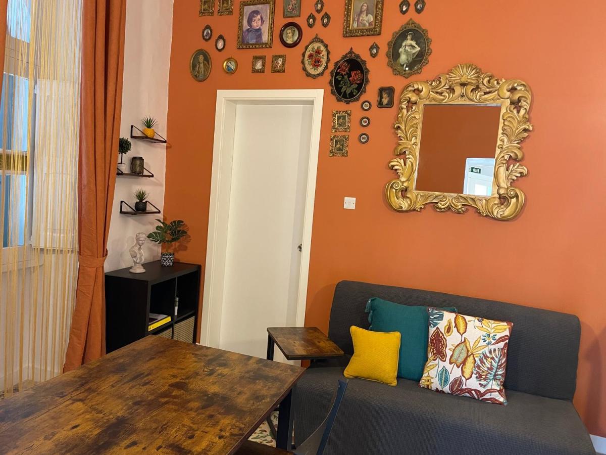 Parisio One Bedroom Maisonette in Sliema Buitenkant foto